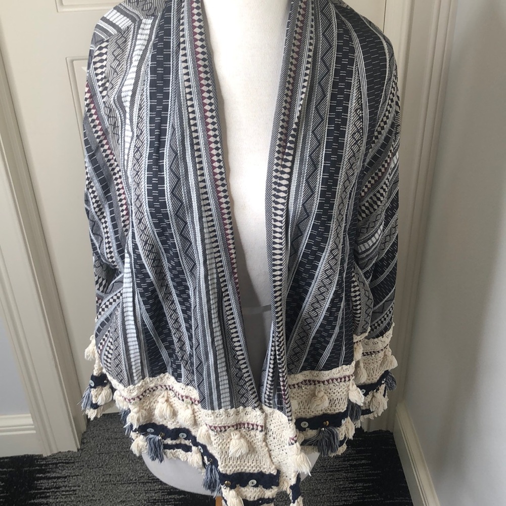 Zara 3/4 sleeve cover up